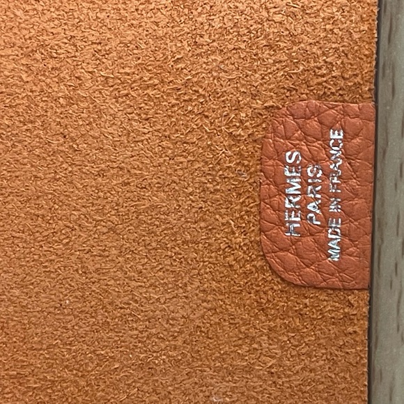 Authentic Hermès notepad! - Picture 4 of 16